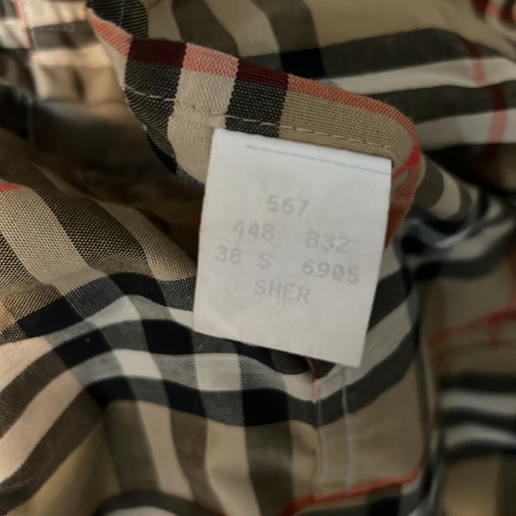 Burberrys’ Classic Collar Knee Length Coat with Plaid Interior Size 3XL - Picture 7 of 7
